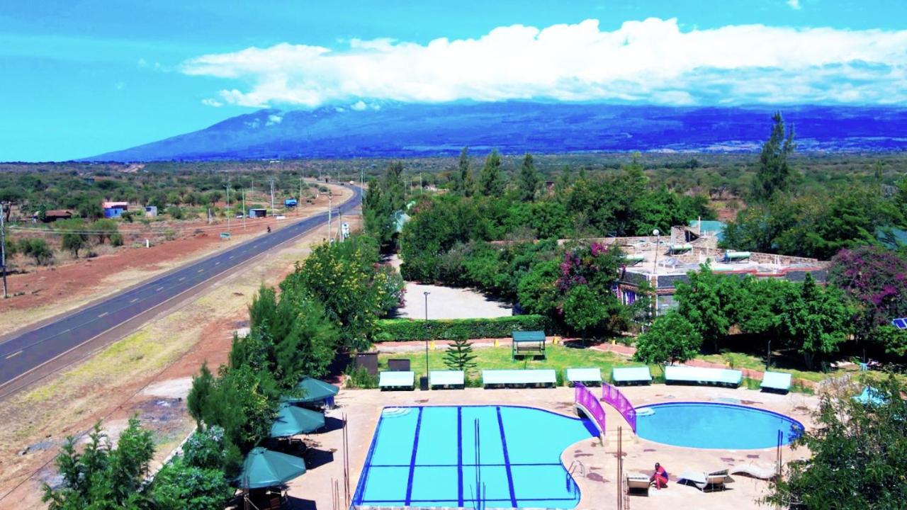 Amboseli Gateway Hotel Kimana Exterior foto